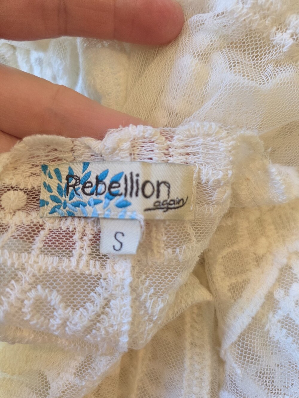 Rebellion Again Size Small Fully Open Ivory Embroidered Lace Kimono Duster Beach - Picture 8 of 8